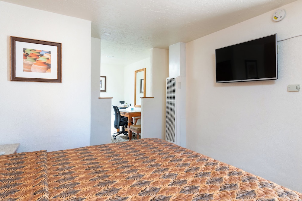 Santa Fe Vacations - King's Rest Court Inn - Property Image 63
