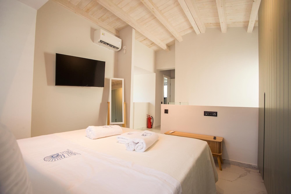 Sunrise Villas Collection