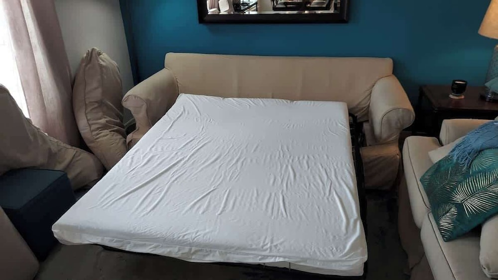 Cozy 4BR Retreat Near Orlando Attractions