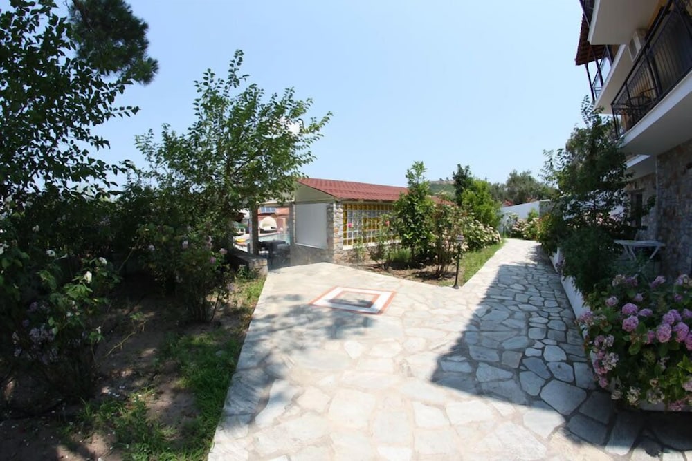 Skiathos Island Suites