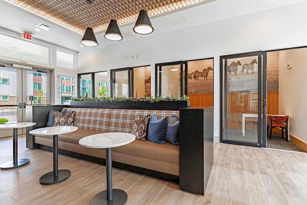 Landing Apartments Denver - Firestone