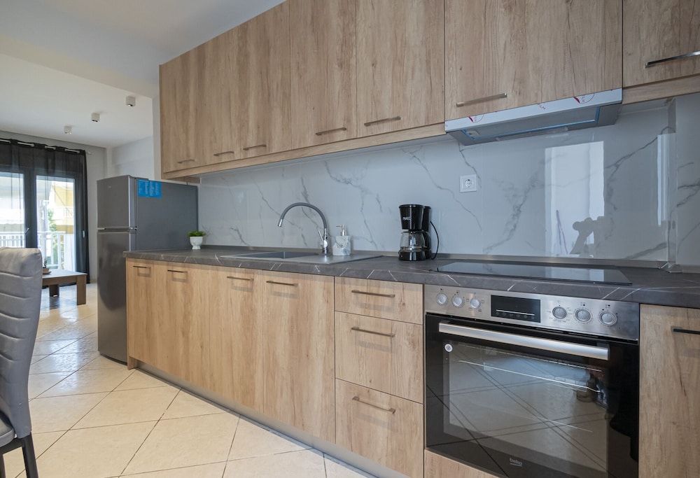 V & G Apartment by Rentals Pro - Nea Moudania