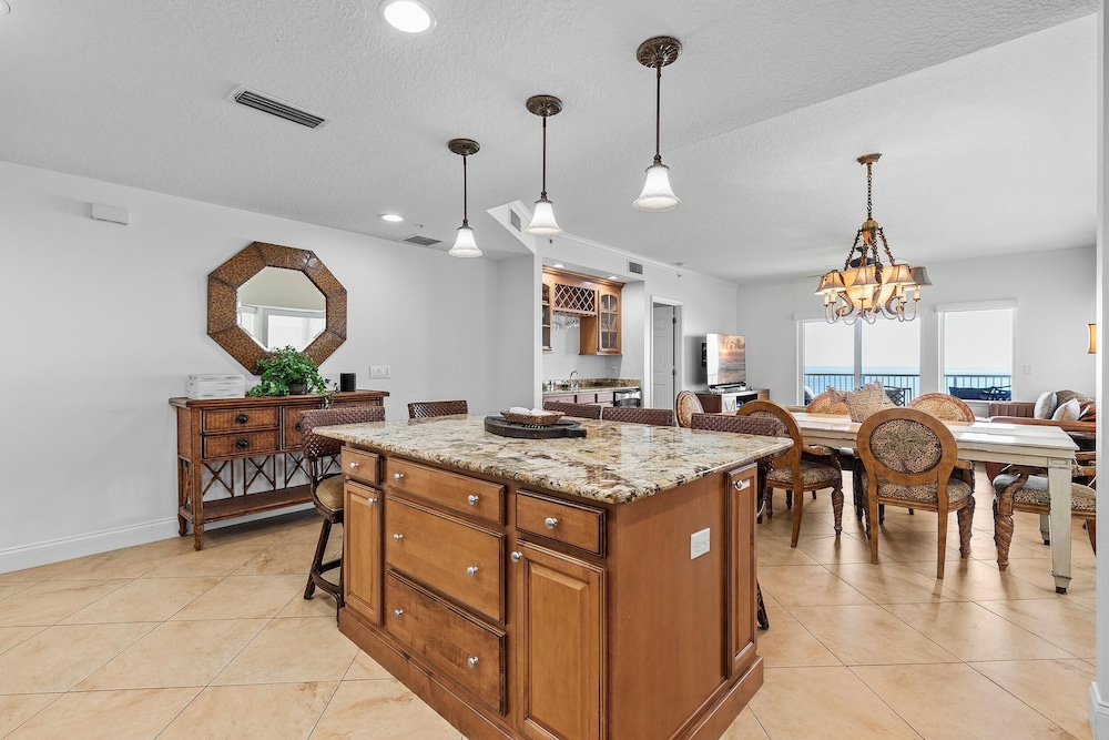 Atlantic Villas 301