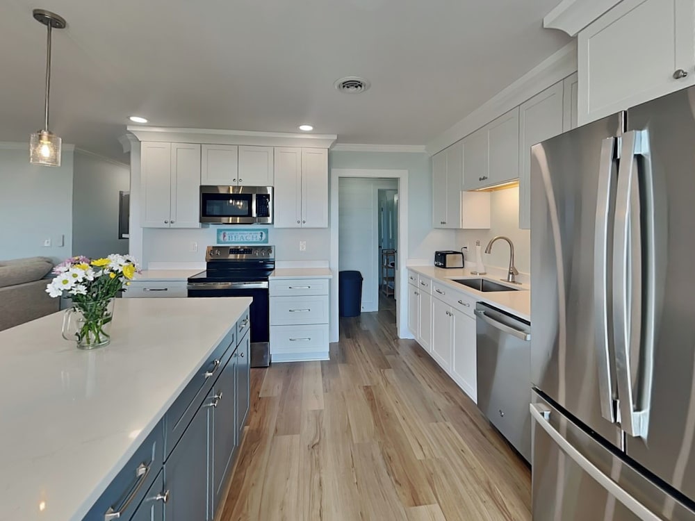 Kirk's Mema's Beach by Topsail Realty