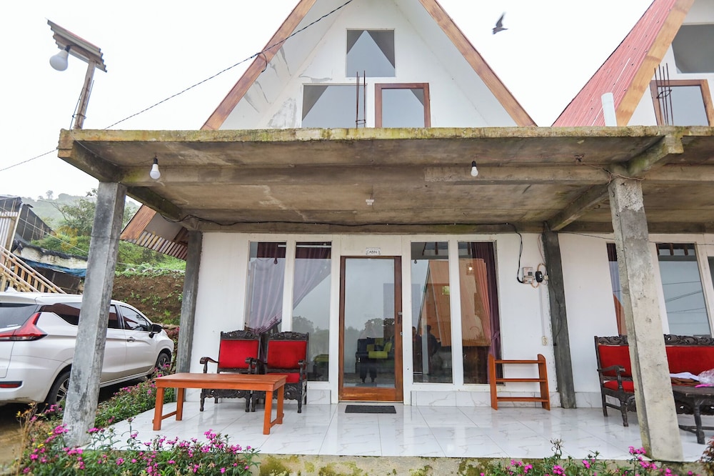 Batu Lawang Sikunir By Travelink