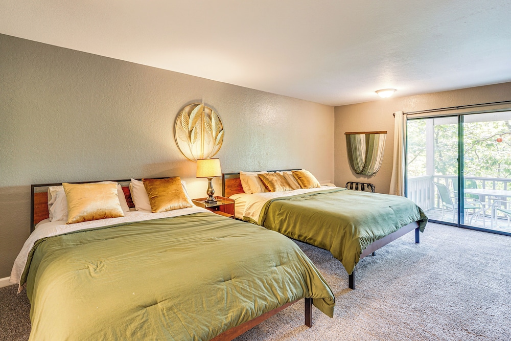 Margaritaville Lake Resort Home 1 Mi to Marina!