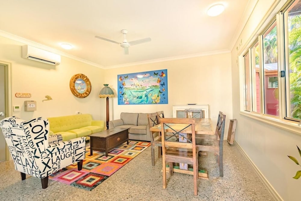Travellers Oasis - Hostel