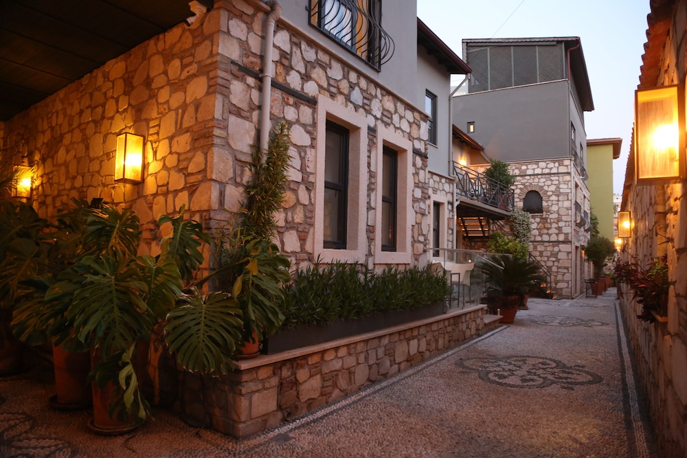 Spacious flat in Old Town - Leylak