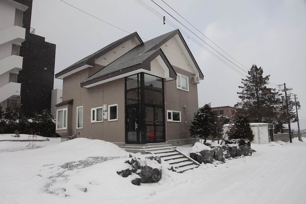 Photo 18