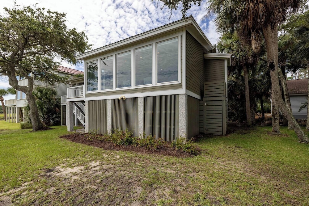 111 Cardinal Crest