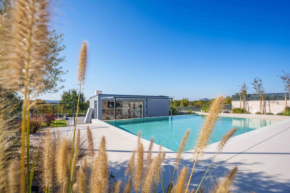 Villa Freedom