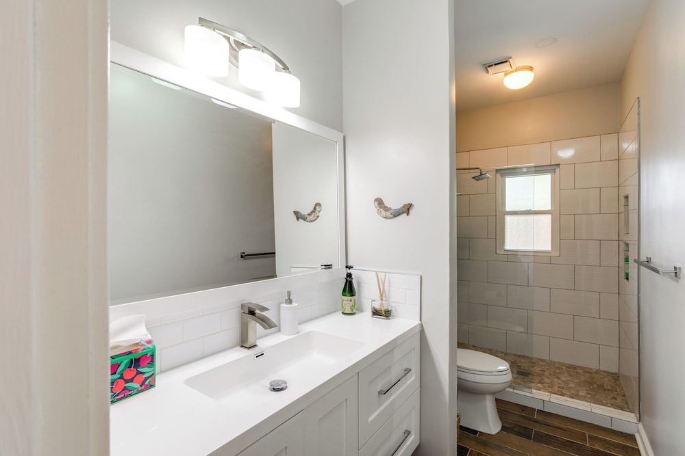 4 Mi to Lake Murray: Pet-friendly Home w/ Pool!
