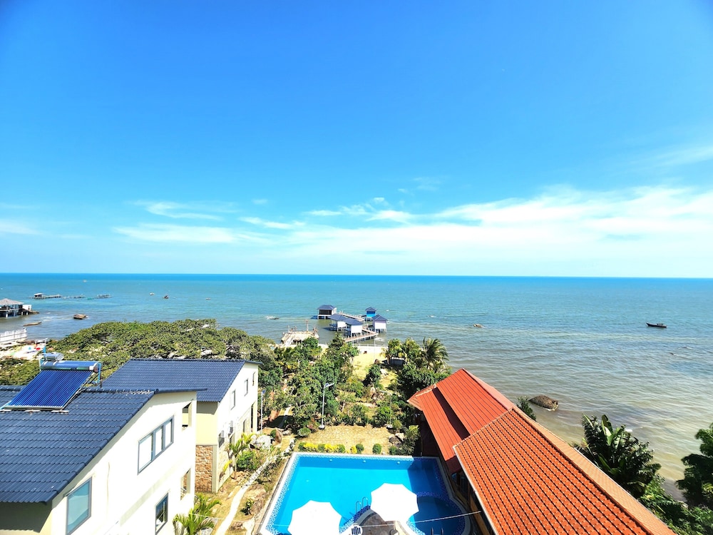 Sunny Shore Resort