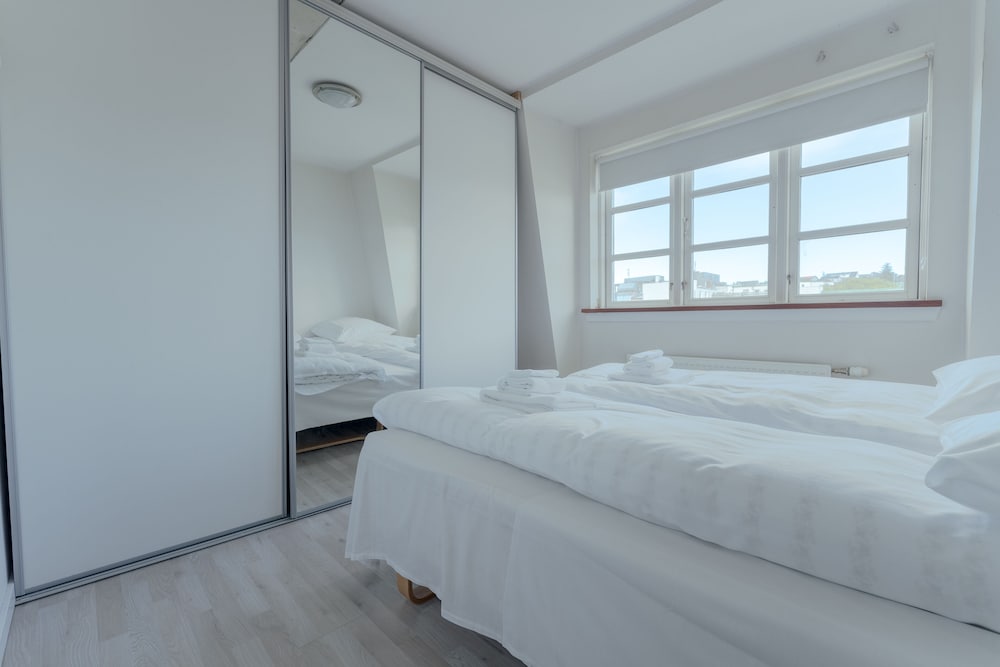 2-Br Apartment In Central Tórshavn | Harbour View view 3