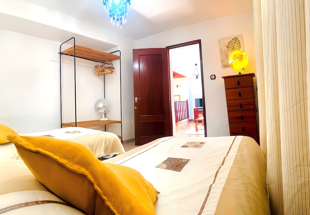 Villa Medinilla With Private Pool in Conil