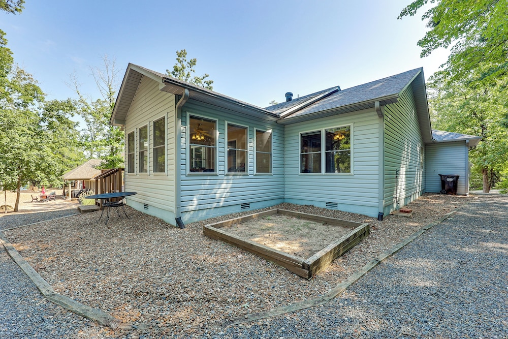 Golf, Fish & Hike: Hot Springs Village Home!