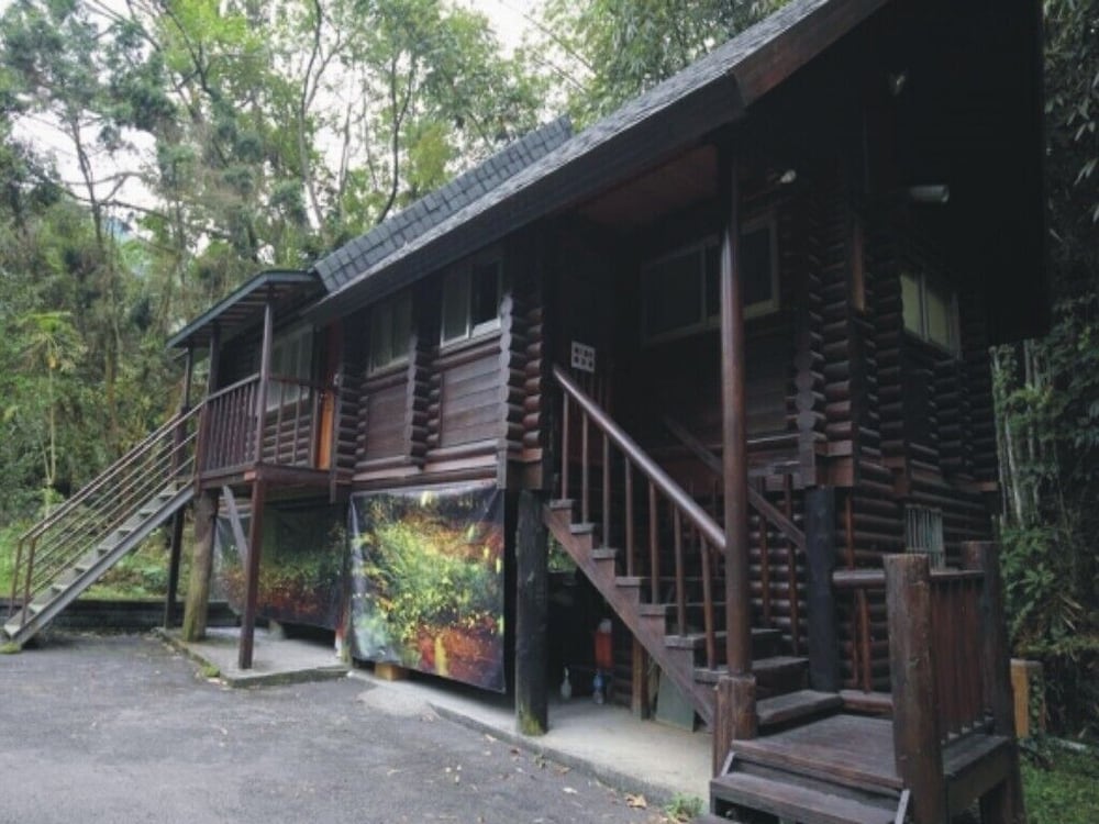 Double Lake Villa