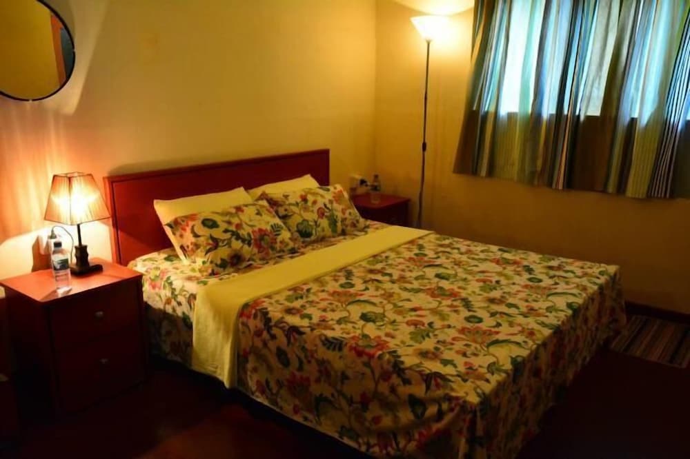 Avon Hikkaduwa Guest House