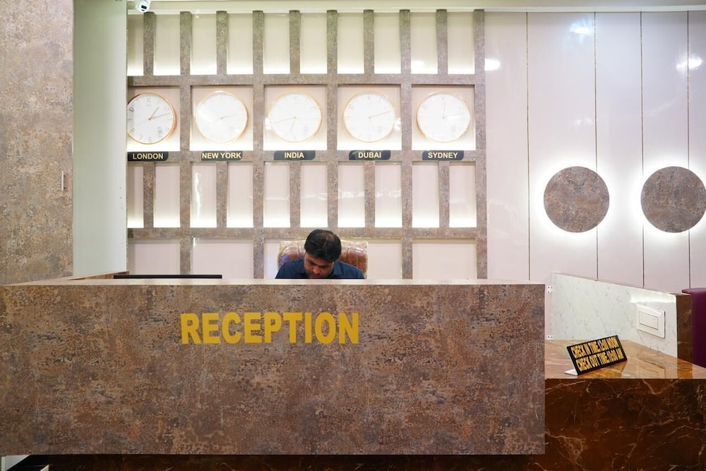 Hotel vraj palace