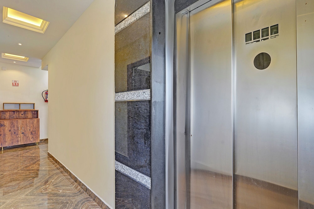 Fabhotel Pranavam Residency