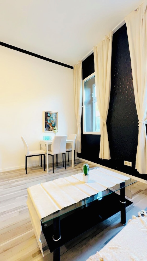 Cozy 1BR Apartment Near AKH Vienna