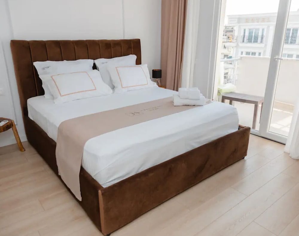 3s Sun Apartment