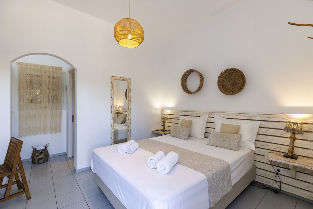 Irini Pension