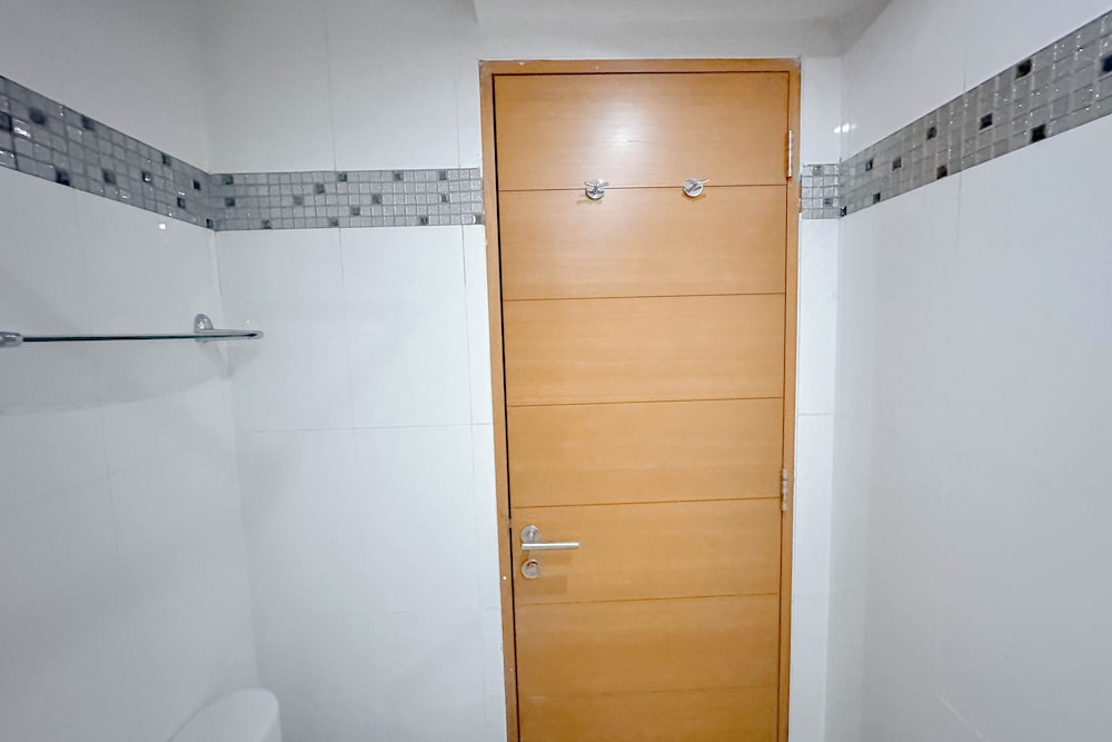 Spacious And Comfortable Living 3Br Apartment At Aryaduta Residence
