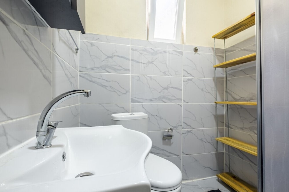 Superb Flat Close to Shooping Malls in Mecidiyekoy