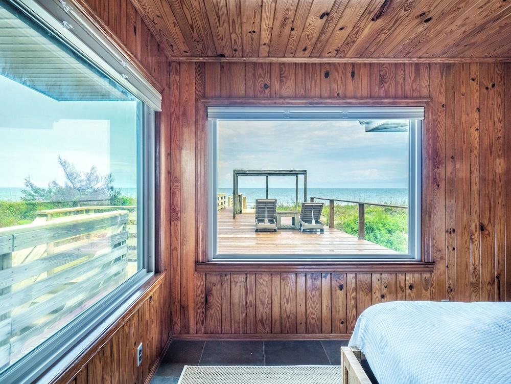 Sea Strapped by Topsail Realty