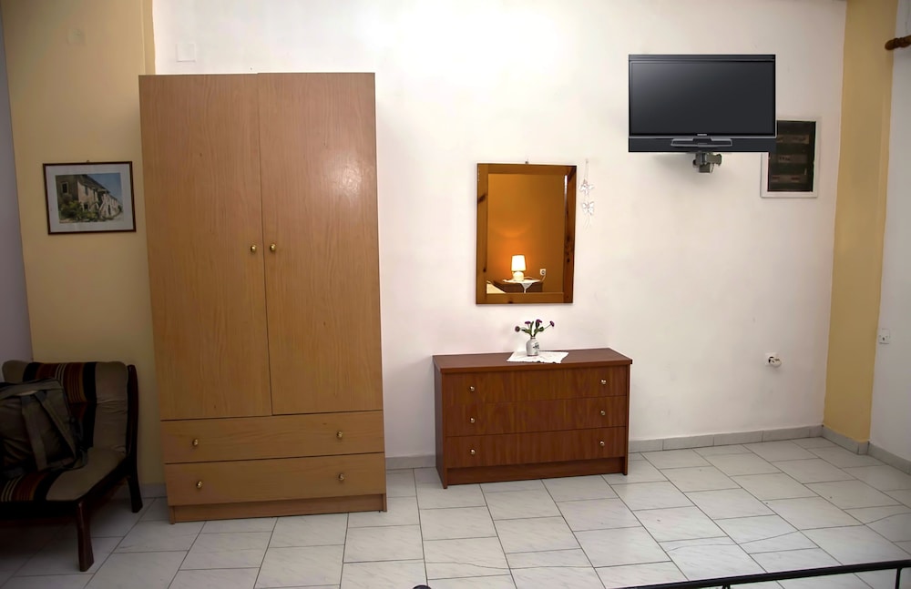 Studio Apartment Tonia With sea View and Garden - Pelekas Beach, Corfu view 5