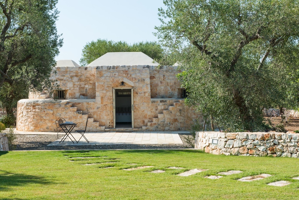 Trullo La Specchia