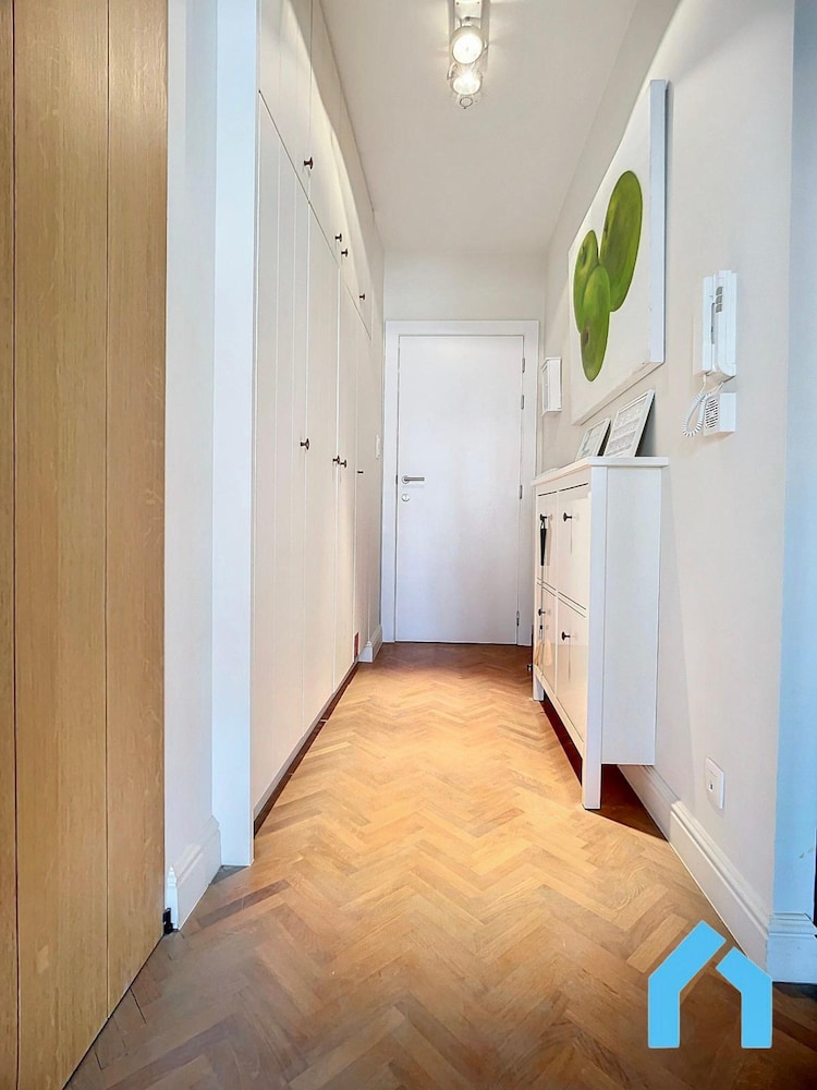 Cosy Sunny Apartment Near Zeedijk