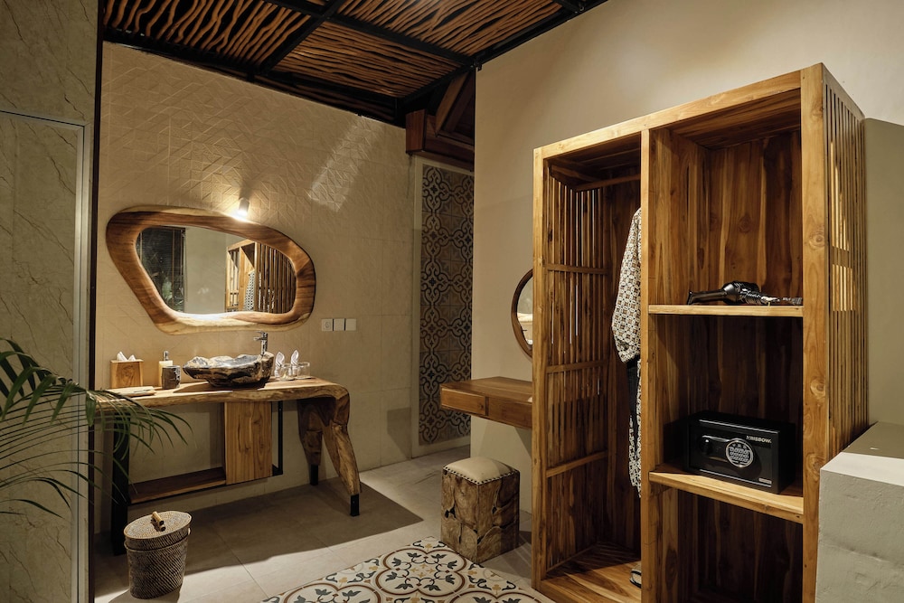 Changi Jungle Ubud Villas