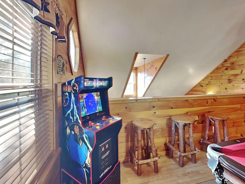 Zen Bear's Den by Jackson Mountain Rentals