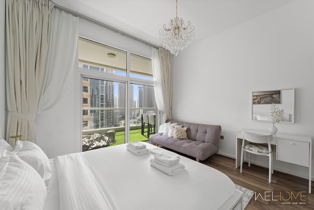 WelHome - Beautiful 1BR Apt. in Al Barsh