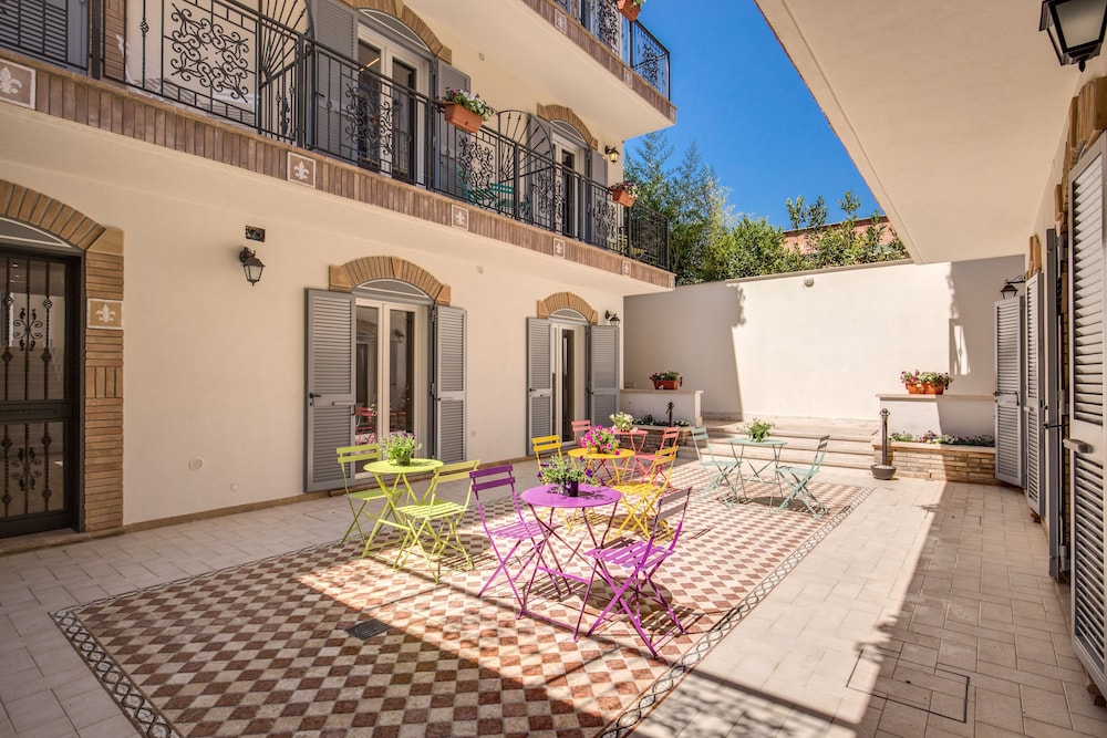 Aurelia Vatican Suites