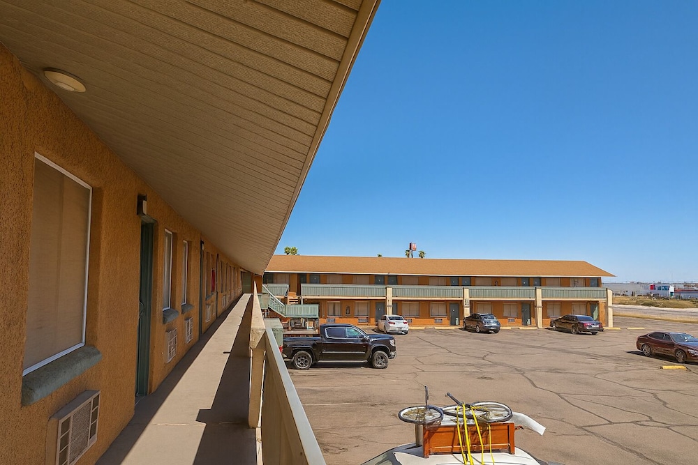MHO Hotel Eloy Casa Grande near I-10