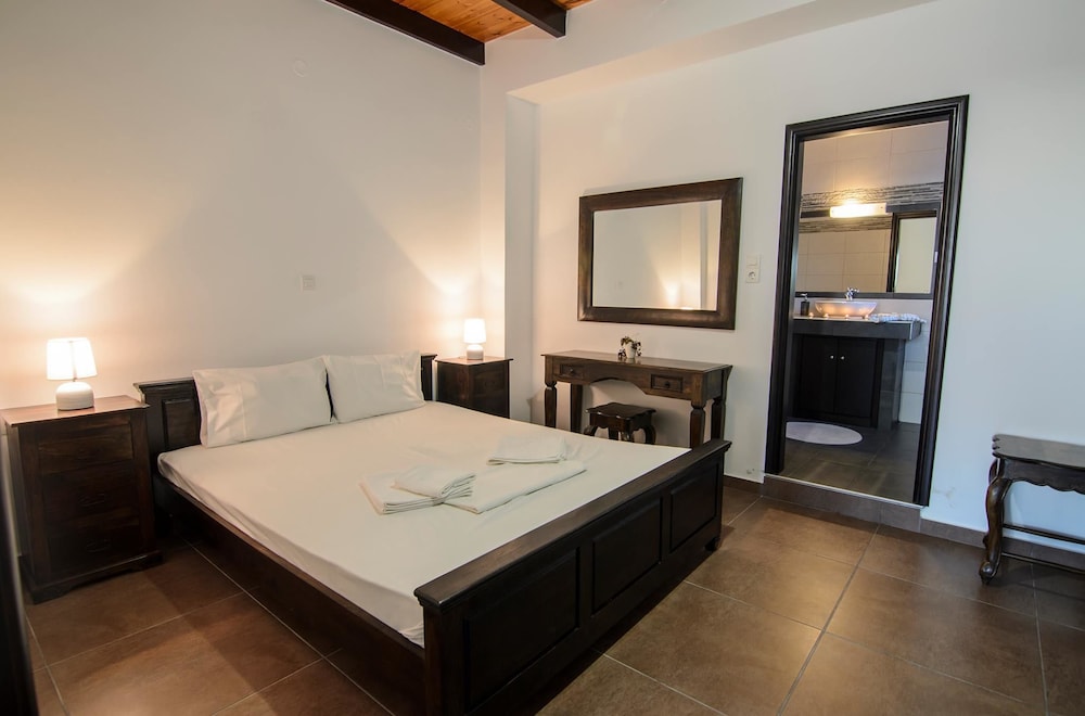 Traditional Apartments Madares view 2