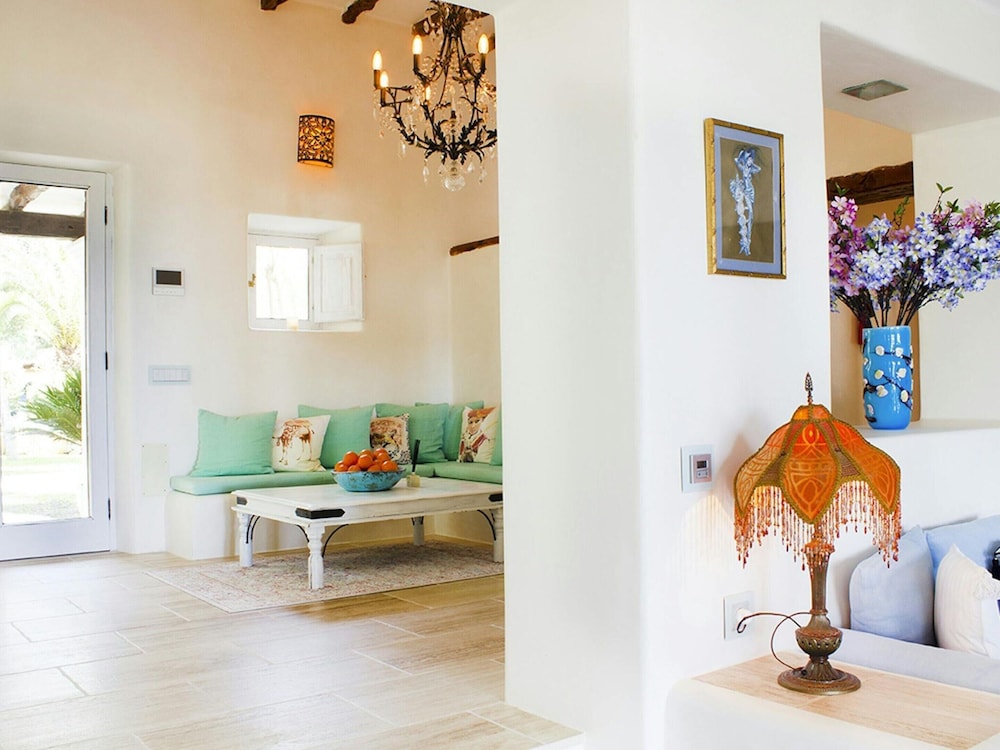 Holiday Home With Alfresco Dinning