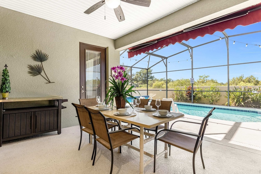 Upstay: Crystal Cove Resort Villa w/ Pool & Games