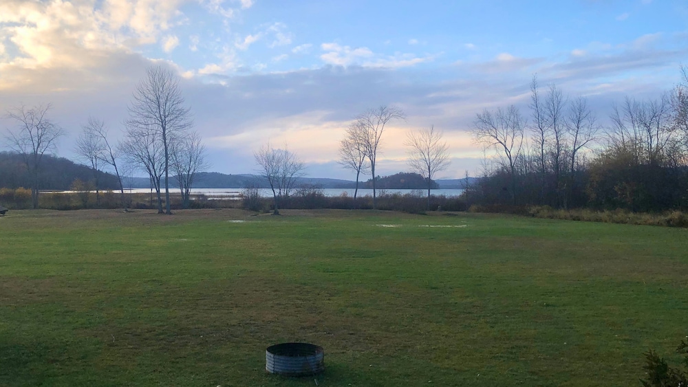 Staying by the Lakeside Cottages
