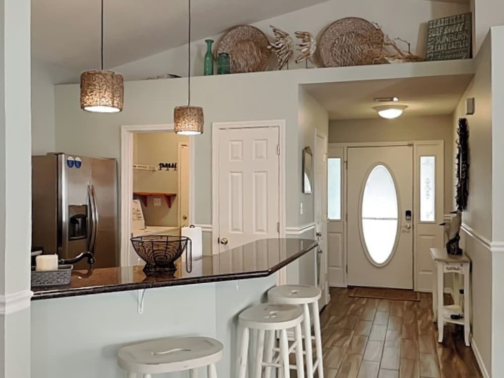 Emerald Port Of Call by Southern Vacation Rentals