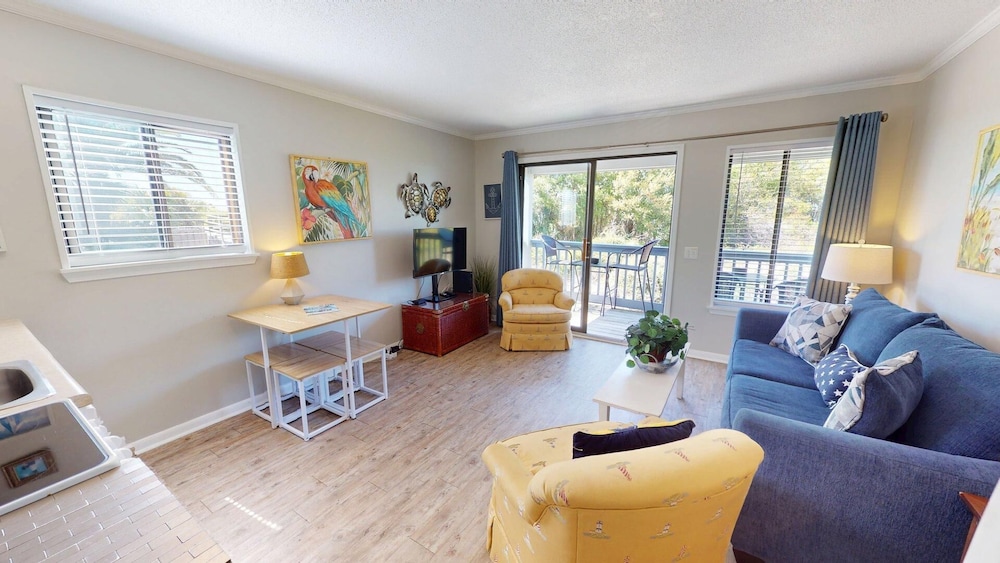 Beach Racquet B by Tybee Vacation Rentals