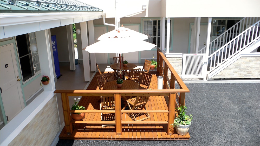 Family Lodge Hatagoya Fujiyoshida view 4