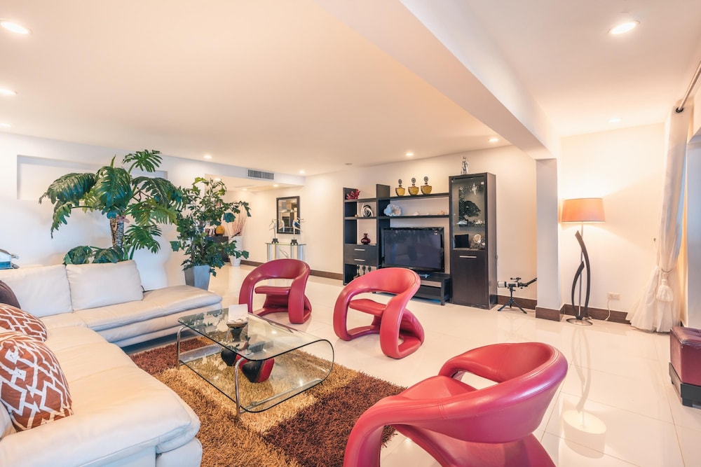 Townhouse With Ocean View Puerto Bahia P5