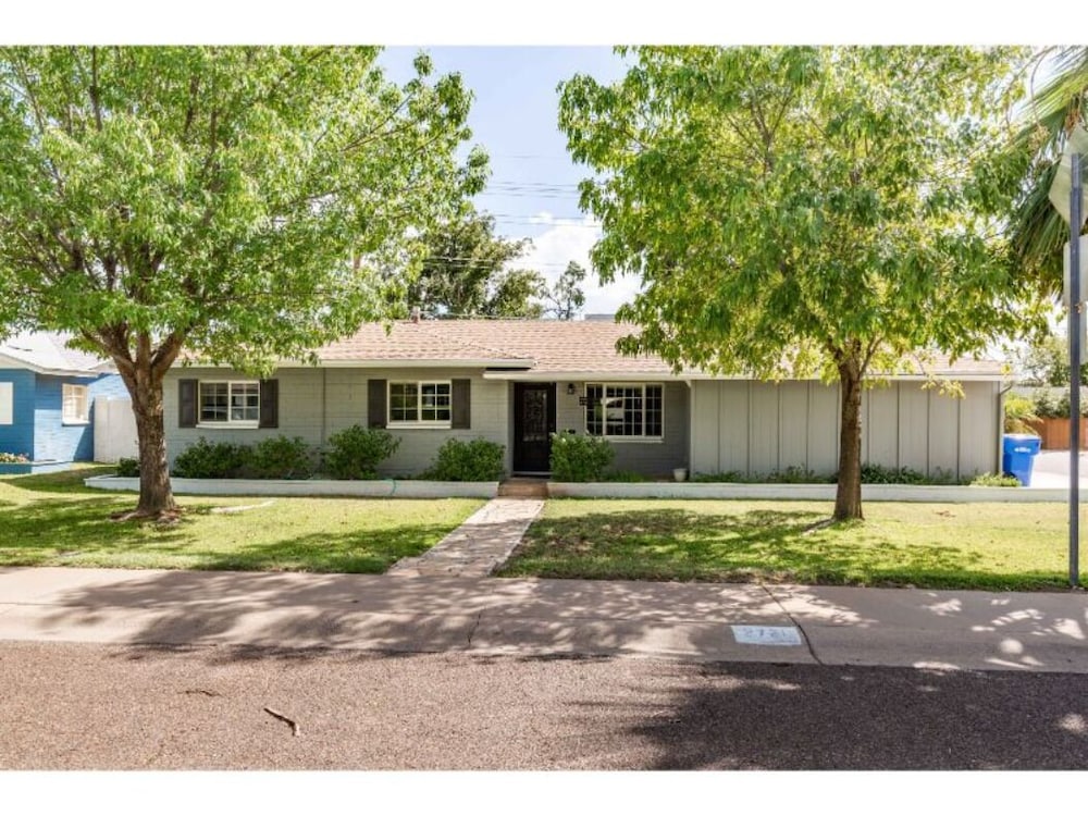 ELM - Modern 4BD / Private Pool & Walk to Biltmore view 4