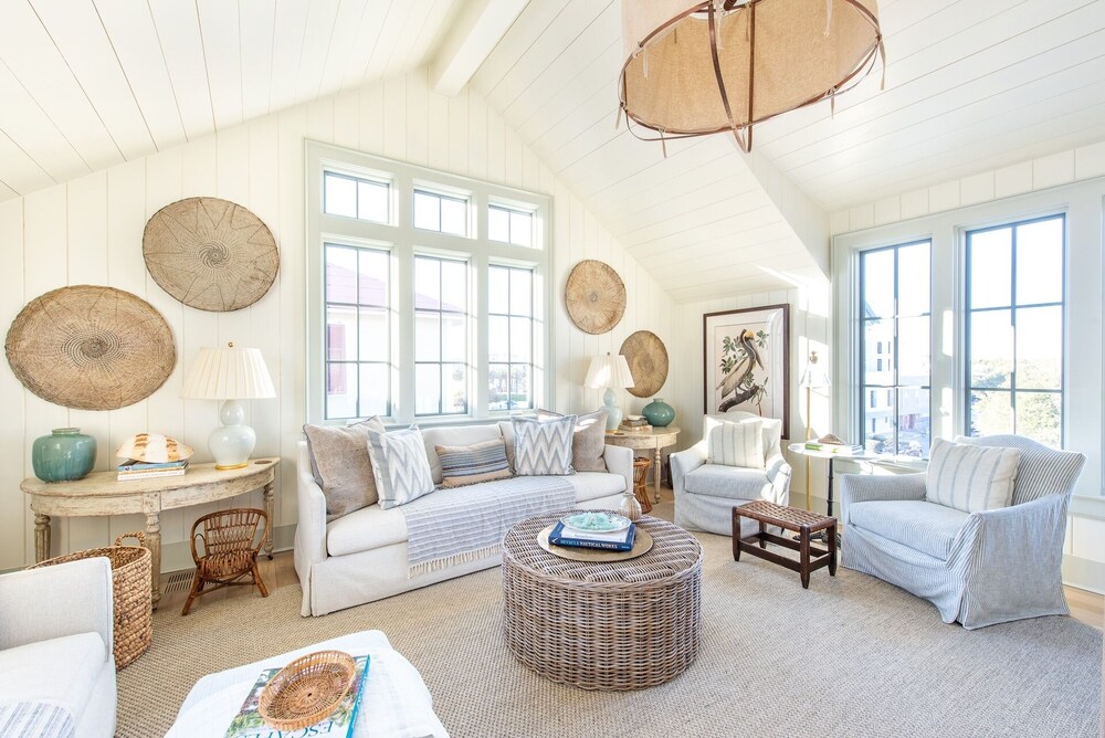 Blue View Stunning Home With Gulf Views Seaside, Fl 4br/4.5bth 4 Bedroom Home by RedAwning view 4