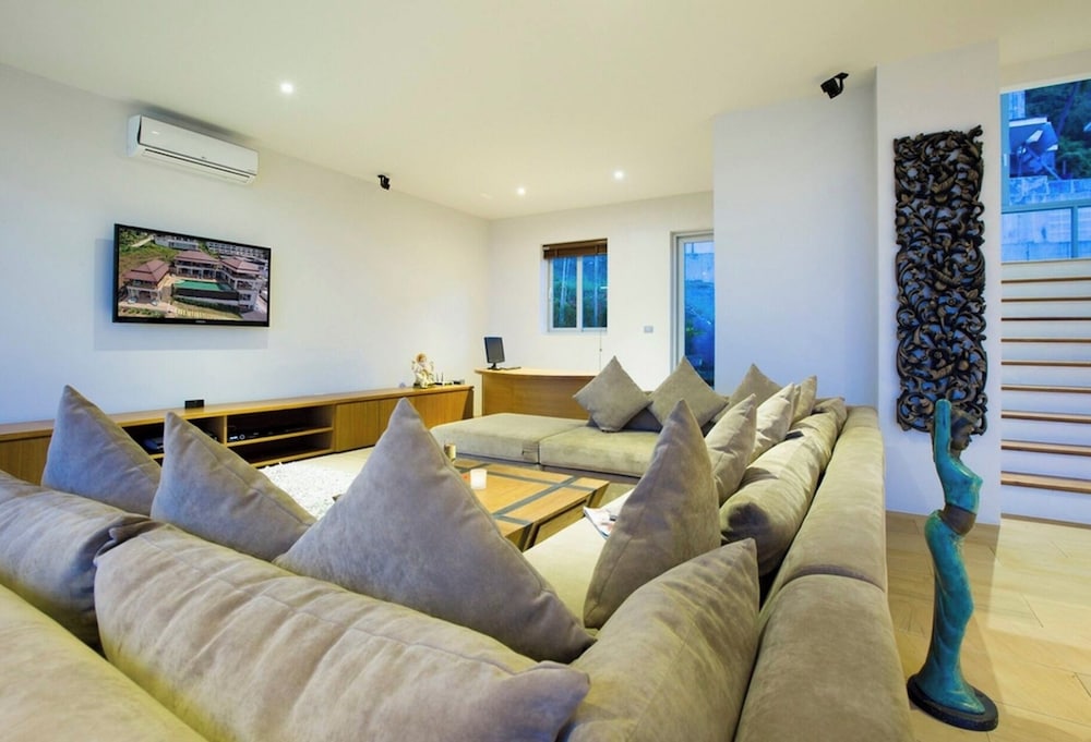 7 Bedroom Luxury Villa Moon by Samui Dream Villas