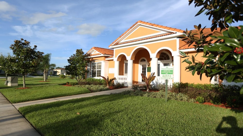 Shv1190ha - 7 Bedroom Villa In Crystal Cove, Sleeps Up To 18, Just 6 Miles To Disney - Image 1